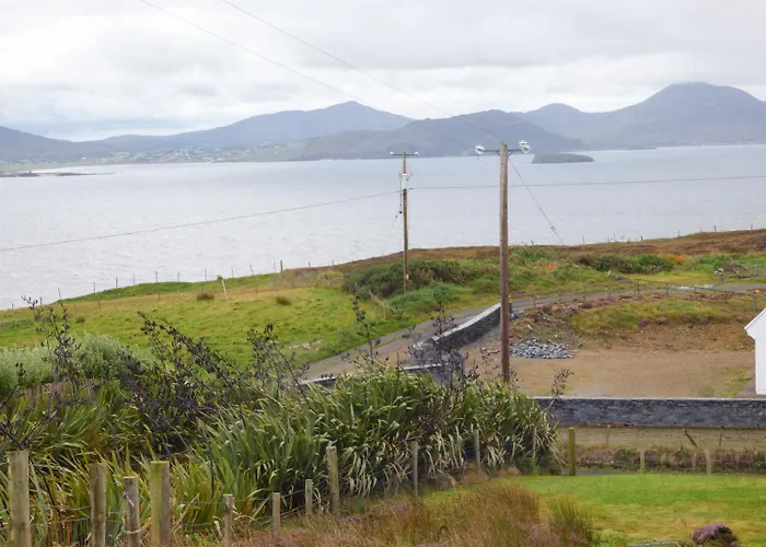 Gelmar's Coastal View